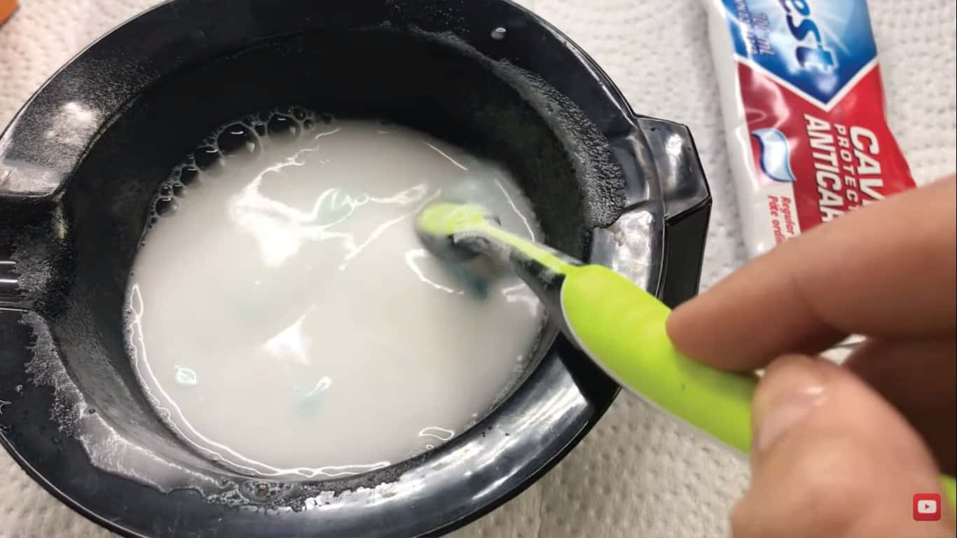 mix water, baking soda, and toothpaste