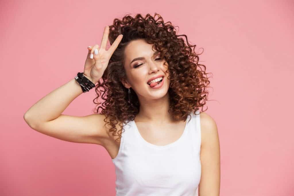  how to blow dry curly hair without a diffuser