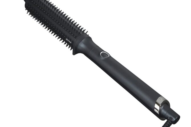 9 Best Hot Air Brushes for Fine Hair (2024 Reviews)