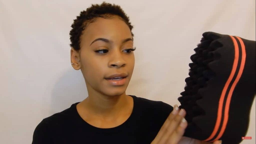 how to use a sponge brush