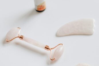 Natural Alternatives To Vitamin C Serums