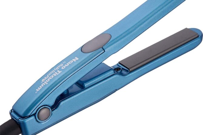 BaByliss 1/2 Inch Flat Iron